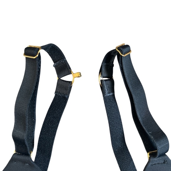 Lively Black Deep V No-Wire Bra 38 C - Picture 5 of 9